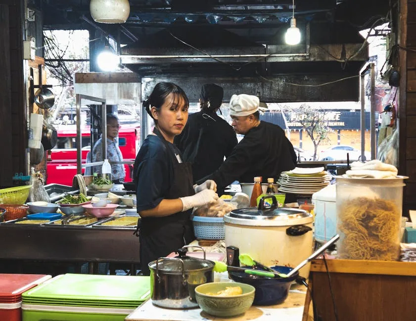 치앙마이 올드시티 거리 음식 포장마차와 지역 음식