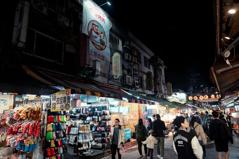 닝샤야시장의 세련된 조명과 현대식 가게들