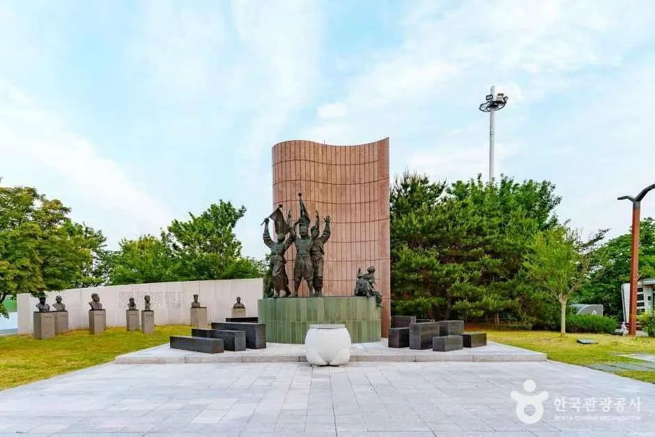 주문진 해변에서 바라본 오션뷰 호텔 전경